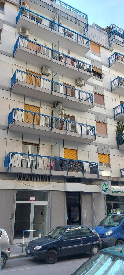 Apartament Le Gemelle Bari Zewnętrze zdjęcie