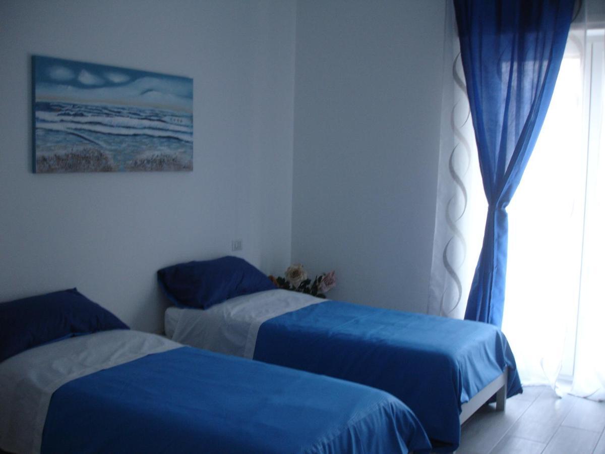 Apartament Le Gemelle Bari Zewnętrze zdjęcie