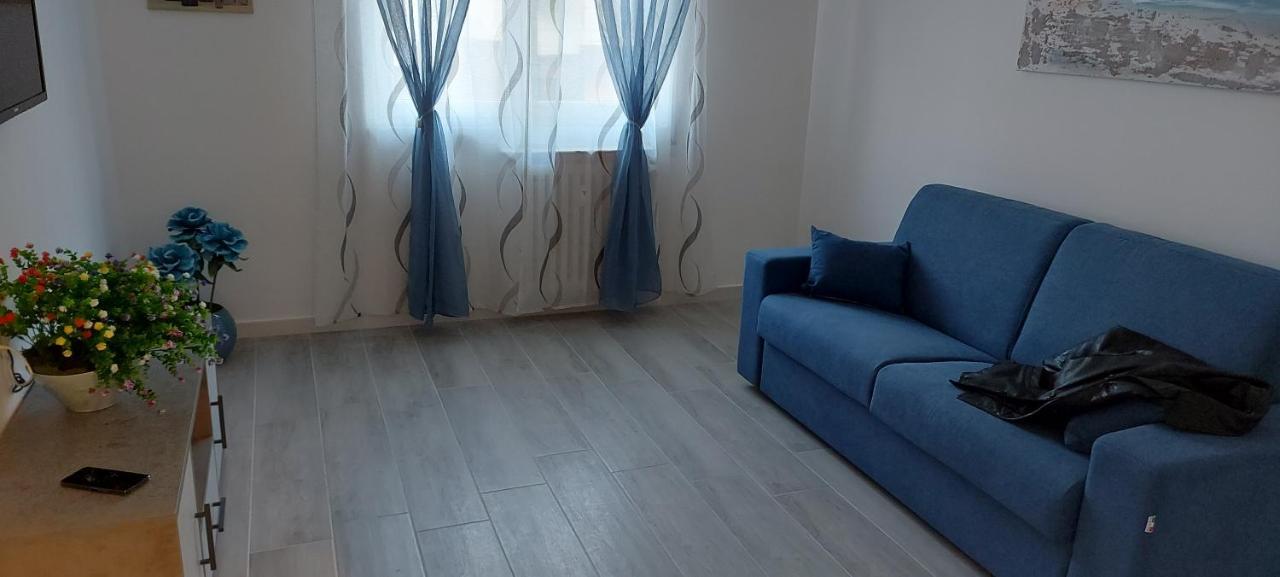 Apartament Le Gemelle Bari Zewnętrze zdjęcie