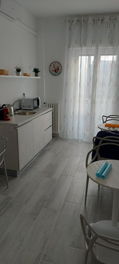 Apartament Le Gemelle Bari Zewnętrze zdjęcie