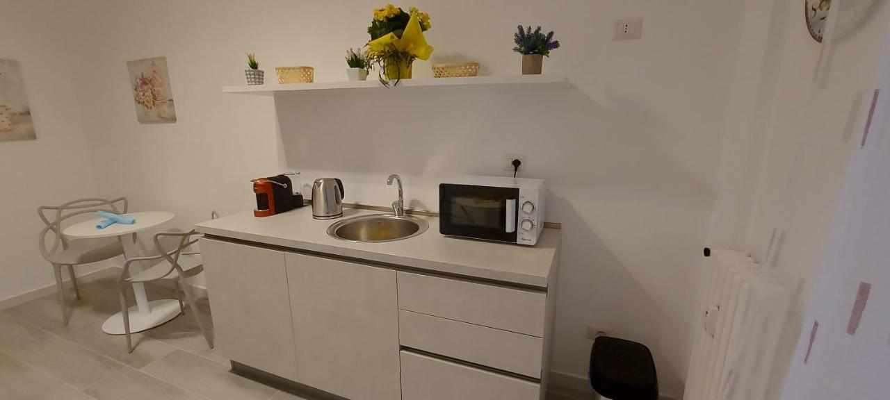 Apartament Le Gemelle Bari Zewnętrze zdjęcie