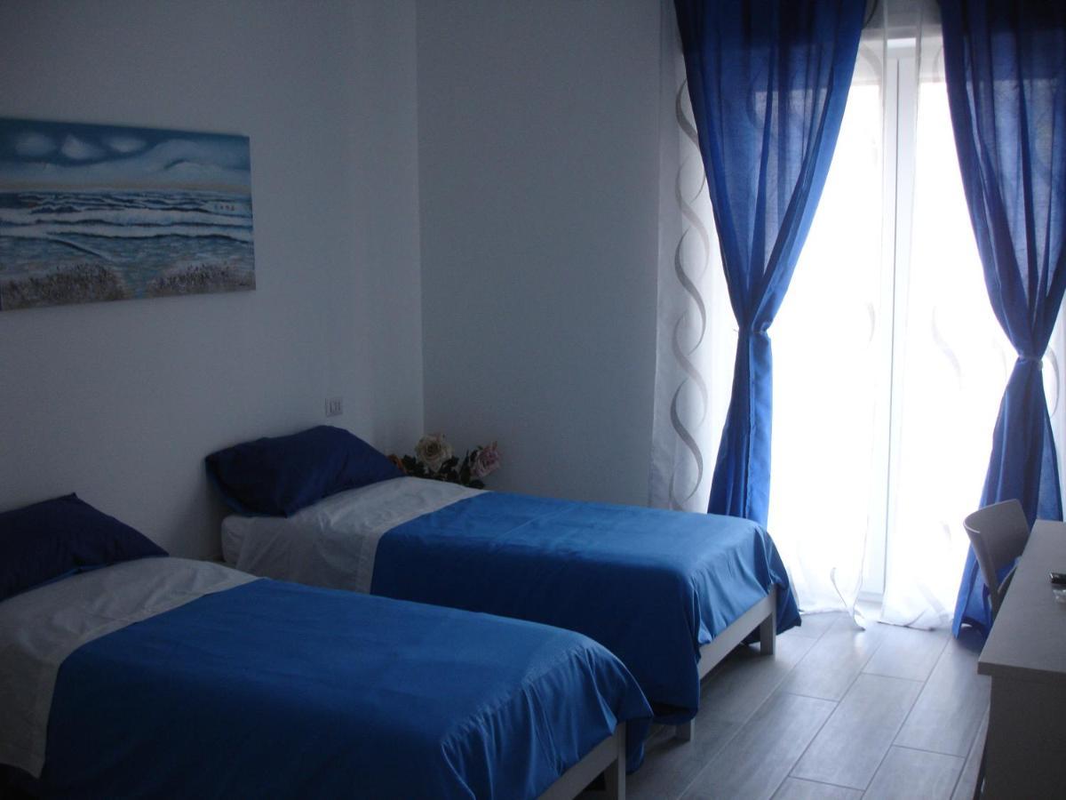 Apartament Le Gemelle Bari Zewnętrze zdjęcie